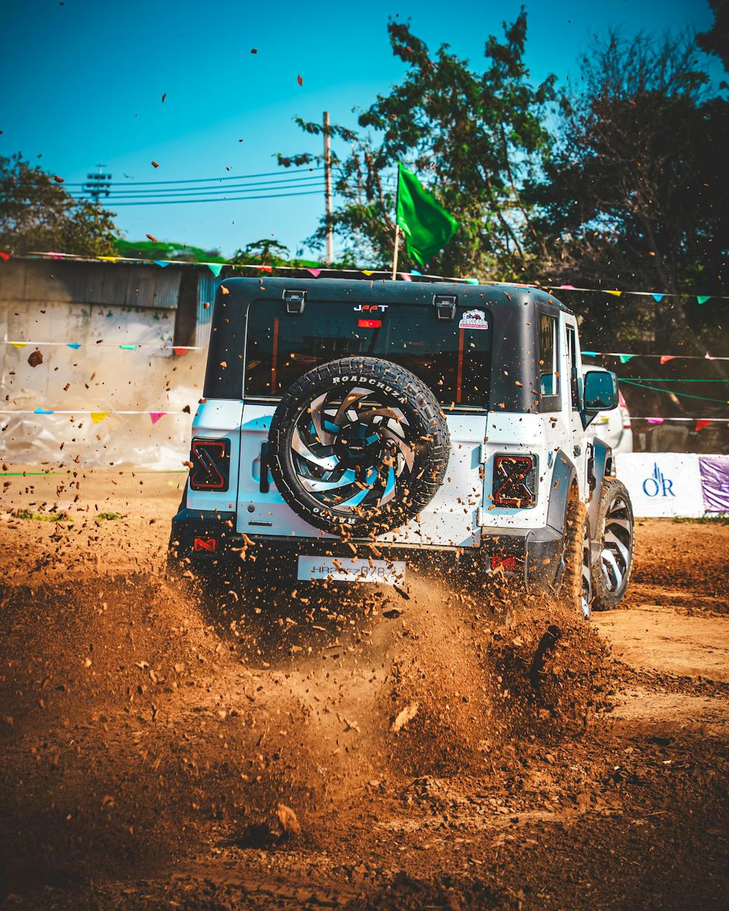 Mud terrain tire section image.
