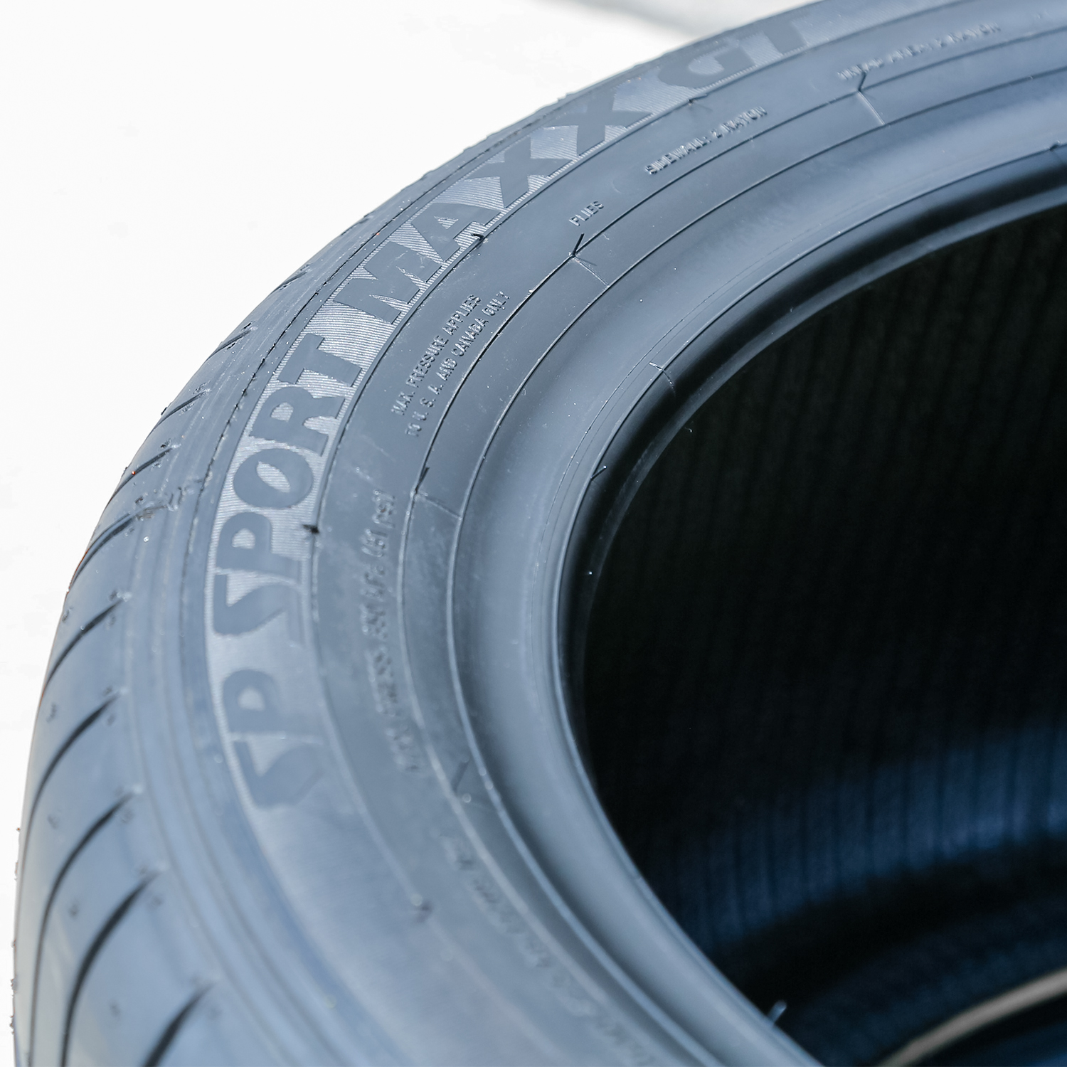 Dunlop SP Sport Maxx GT Tires | Find & Buy Tires - Online